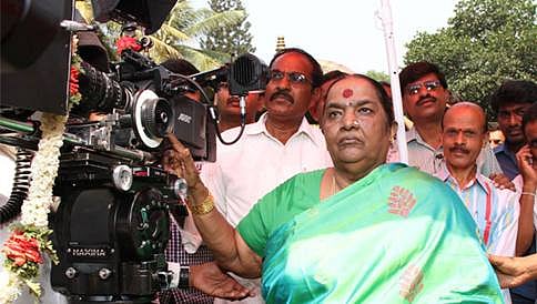 ಪಾರ್ವತಮ್ಮ ರಾಜ್ ಕುಮಾರ್ ಗೆ ಬೆಂಗಳೂರು ವಿವಿ ಗೌರವ ಡಾಕ್ಟರೇಟ್