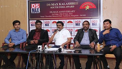 ಲೋಕನಾಥ್, ಸಿಹಿಕಹಿ ಚಂದ್ರುಗೆ ಡಿಎಸ್-ಮ್ಯಾಕ್ಸ್ ಕಲಾಶ್ರೀ ಸೌತ್ ಇಂಡಿಯಾ ಪ್ರಶಸ್ತಿ