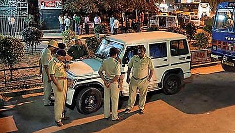 ಸಂಚಾರ ಪೊಲೀಸರ ಮೇಲೆ ನೈಜಿರಿಯಾ ಪ್ರಜೆಗಳ ಹಲ್ಲೆ