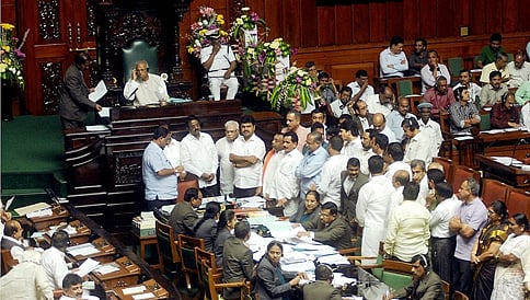 ಉಭಯ ಸದನಗಳಲ್ಲಿ ರೈತ ಆತ್ಮಹತ್ಯೆ ಪ್ರತಿಧ್ವನಿ