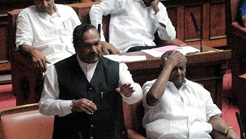 ಸರ್ಕಾರದ ವಿರುದ್ಧ ವಾಗ್ಬಾಣ ಮುಂದುವರಿಸಿದ ಈಶ್ವರಪ್ಪ