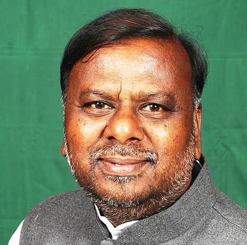 ಆಂಜನೇಯ ಮೇಲೆ ಮುಖ ಊದಿಸಿಕೊಂಡ ಶಾಸಕರು!