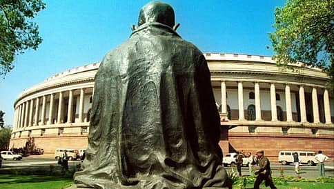 ಸಂಸದರ ವೇತನ ಶೇ.100, ಪಿಂಚಣಿ ಶೇ.75 ಹೆಚ್ಚಳಕ್ಕೆ ಆಗ್ರಹ