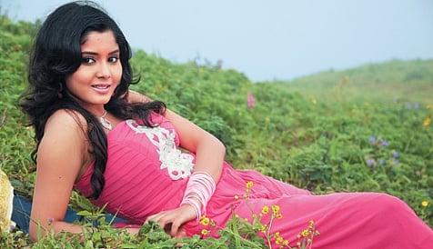 ಮಜಾ ಸೃಜಾ ಅಭಿನಯದ 'ಸಪ್ನೊಂಕಿ ರಾಣಿ' ಟ್ರೇಲರ್