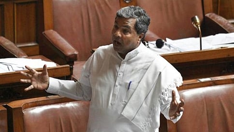ಪಾಲಿಕೆ ಅನಧಿಕೃತ ಜಾಹಿರಾತು ವರದಿ ಪರಿಶೀಲಿಸಿ ಕ್ರಮ: ಸಿಎಂ