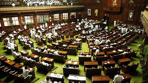 ಲೋಕಾ ಅಧಿಕಾರ ಸರ್ಕಾರವೇ ಸುಪ್ರೀಂ