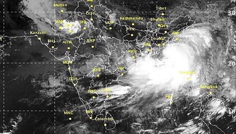 ಕೊಮೆನ್ ಚಂಡಮಾರುತಕ್ಕೆ ಬಾಂಗ್ಲಾ-ಮಾಯನ್ಮಾರ್ ನಲ್ಲಿ 33 ಸಾವು, 6 ಮಂದಿ ನಾಪತ್ತೆ