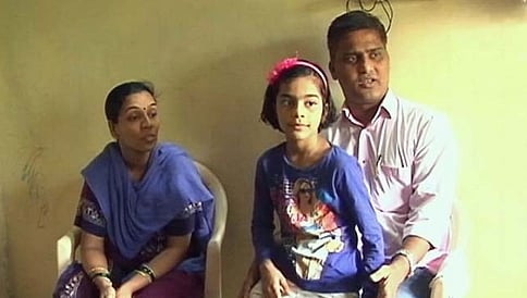 ಸ್ನಾತಕೋತ್ತರ ಪದವಿ ಇದ್ರೂ ಬಿಎಂಸಿಯಲ್ಲಿ ಪೌರ ಕಾರ್ಮಿಕ