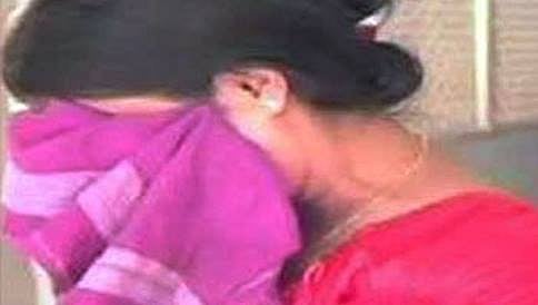 ಹನಿ ಟ್ರ್ಯಾಪ್: ಮಾದಕ ನಟಿ ಹರಿಣಿ ಸೇರಿ ನಾಲ್ವರ ಬಂಧನ