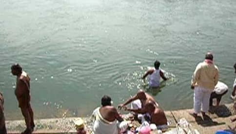 ಅಸ್ಥಿ ವಿಸರ್ಜನೆ ತೆರಳಿದ ಯುವಕರು ನೀರು ಪಾಲು