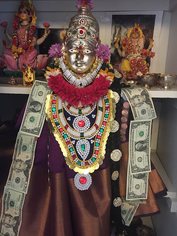 ದಿವ್ಯ ಮೇಘನಾ<br>ಕ್ಯಾಲಿಫೋರ್ನಿಯಾ, ಯುಎಸ್ಎ