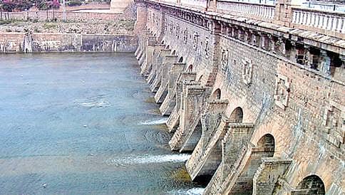 ಮುಂದೈತೆ ಸಂಕಟ, ಕಾದೈತೆ ನೀರಿನ ಶಾಕ್!