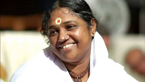 ನಮಾಮಿ ಗಂಗೆ ಯೋಜನೆಗೆ ಮಾತಾ ಅಮೃತಾನಂದ ಮಯಿ 100 ಕೋಟಿ ದೇಣಿಗೆ