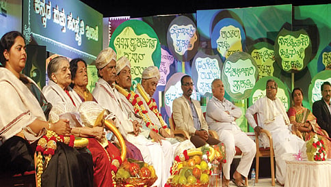 ಕಲಾವಿದರು ಬಡವರು, ಅವರ ಕಲಾವಂತಿಕೆ ಶ್ರೀಮಂತ