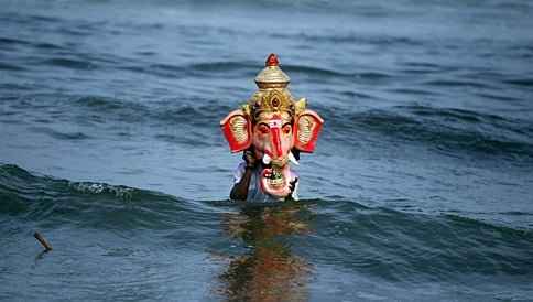 ಮಂಡ್ಯ: ಬೇಲೂರು ಕೆರೆಯಲ್ಲಿ ಗಣೇಶ ವಿಸರ್ಜನೆ ವೇಳೆ ನೀರಿನಲ್ಲಿ ಮುಳುಗಿ ಯುವಕ ಸಾವು