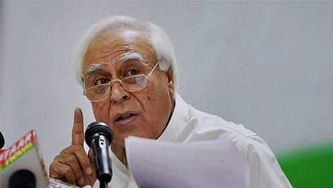 ಒಆರ್ ಒಪಿ ಸಂಪೂರ್ಣವಾಗಿ ಜಾರಿ ಮಾಡಲು ಎನ್.ಡಿ.ಎ ವಿಫಲ: ಕಪಿಲ್ ಸಿಬಲ್