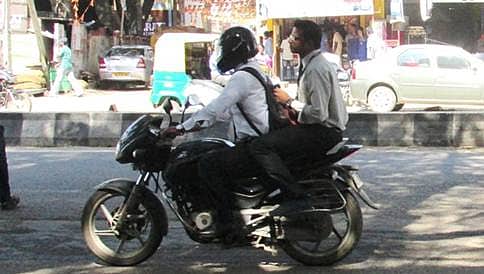 ಪ್ರಾಣ ಉಳಿಸುವ ಶಿರಸ್ತ್ರಾಣಕ್ಕೇಕೆ ಹಿಂದೇಟು?
