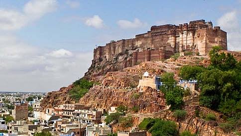 ಸೆಲ್ಫಿ ಕ್ರೇಜ್ ಗೆ ಬಲಿಯಾಯ್ತು ಯುವಕನ ಜೀವ