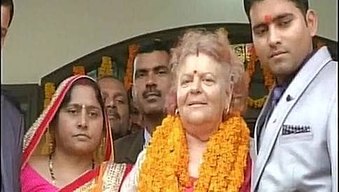 'ಫೇಸ್ ಬುಕ್' ಮಗನ ವಿವಾಹಕ್ಕಾಗಿ ಅಮೆರಿಕಾದಿಂದ ಗೋರಕ್ ಪುರಕ್ಕೆ ಬಂದ 'ಅಮ್ಮ'