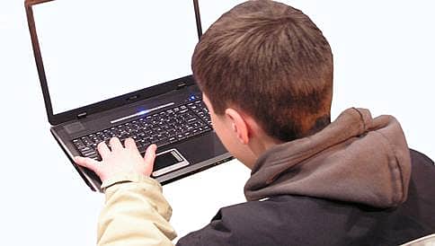 ಆನ್ಲೈನ್ ಸ್ನೇಹಿತರಿಂದ ನಾಲ್ವರು ಮಕ್ಕಳ ಪೈಕಿ ಒಬ್ಬರಿಗೆ ಲೈಂಗಿಕ ಕಿರುಕುಳ