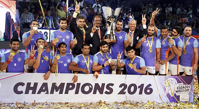 <b>ಕಬಡ್ಡಿ... ವಿಶ್ವ ವಿಜೇತರು</b><br>2016ನೇ ಸಾಲಿನ ವಿಶ್ವಕಪ್ ಕಬಡ್ಡಿ ಫೈನಲ್ ಪಂದ್ಯದಲ್ಲಿ ಬಲಿಷ್ಠ ಇರಾನ್ ತಂಡವನ್ನು ಮಣಿಸಿ ಟ್ರೋಫಿಗೆ ಮುತ್ತಿಟ್ಟ ಭಾರತ ತಂಡ...