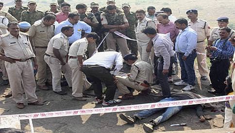 ಎನ್ ಕೌಂಟರ್ ನಲ್ಲಿ ಹತ್ಯೆಯಾದ ಸಿಮಿ ಉಗ್ರರಿಗೆ ಕರ್ನಾಟಕದೊಂದಿಗೆ ನಂಟು?