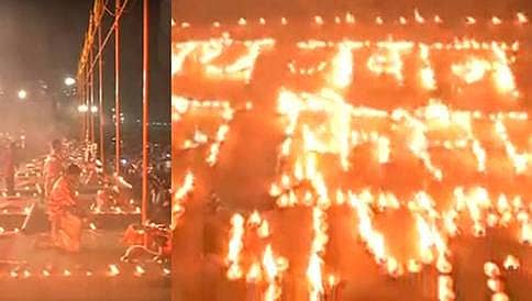 ವಾರಣಾಸಿ: ವೀರ ಯೋಧರಿಗಾಗಿ ವಿಶೇಷ ಗಂಗಾ ಆರತಿ ಮಾಡಿದ ಜನತೆ