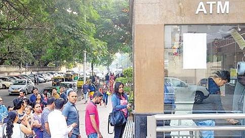 ನೋಟುಗಳ ವಿನಿಮಯ: ಗುರುತು ಪತ್ರಗಳ ದುರುಪಯೋಗ, ಅಸಹಾಯಕತೆಯಲ್ಲಿ ಬ್ಯಾಂಕುಗಳು