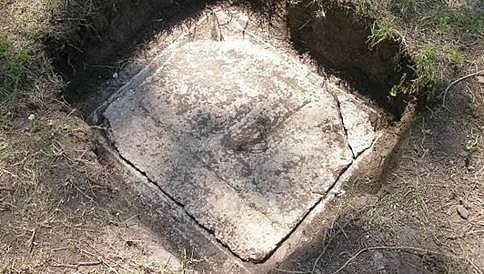 ಕೊಳಚೆ ಗುಂಡಿಗೆ ಬಿದ್ದು 4 ವರ್ಷದ ಮಗು ಸಾವು