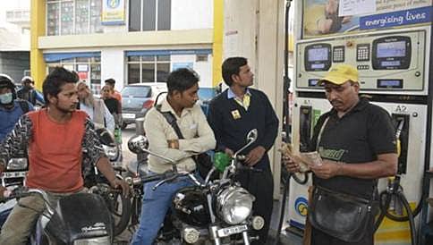 ಕೇಂದ್ರ ಸರ್ಕಾರದ ಹೊಸ ಯೋಜನೆ: ಪೆಟ್ರೋಲ್ ಬಂಕ್ ಗಳಲ್ಲೂ ಹಣ ಪಡೆಯುವ ಅವಕಾಶ!