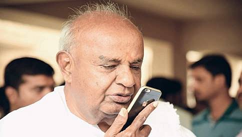 ನನ್ನ ಮಗ 200 ಎಕರೆ ಜಮೀನು ಹೊಂದಿಲ್ಲ: ಎಚ್.ಡಿ ದೇವೇಗೌಡ ಸ್ಪಷ್ಟನೆ