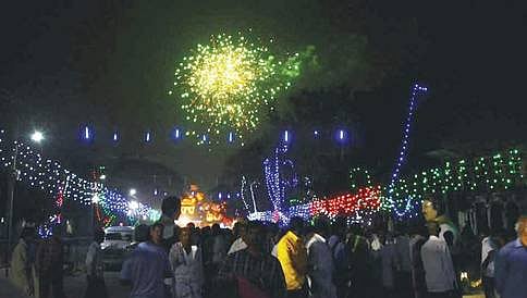 ಹಂಪಿ ಉತ್ಸವ: ವಿರೂಪಾಕ್ಷ ದೇವರ 10 ಕೆಜಿ ಚಿನ್ನದ ಕಿರೀಟ ಎಲ್ಲರ ಆಕರ್ಷಣೆಯ ಕೇಂದ್ರ
