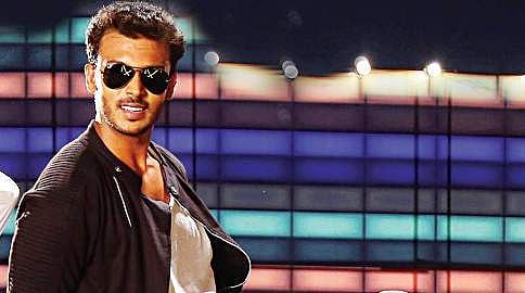 ತಂದೆಯ ಹಾಡಿಗೆ ಹೆಜ್ಜೆ ಹಾಕಿ ಮತ್ತೆ ಇತಿಹಾಸ ಬರೆಯಲು ಮುಂದಾದ ಮನೋರಂಜನ್