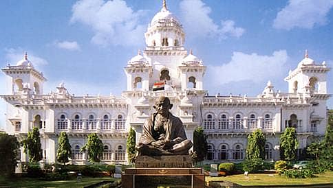 ತೆಲಂಗಾಣ ವಿಧಾನಸಭೆಯಲ್ಲಿ ಗದ್ದಲ: ವಿರೋಧ ಪಕ್ಷಗಳ 11 ಶಾಸಕರು ಅಮಾನತು