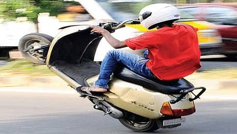 ಬೆಂಗಳೂರು: ಯುವಕರಿಂದಲೇ ಹೆಚ್ಚಿನ ಪ್ರಮಾಣದ ಸಂಚಾರ ನಿಯಮ ಉಲ್ಲಂಘನೆ