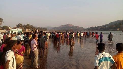 ಸಮುದ್ರದ ಅಲೆಯ ರಭಸಕ್ಕೆ ಮುಳುಗಿ 14 ವಿದ್ಯಾರ್ಥಿ ಸಾವು