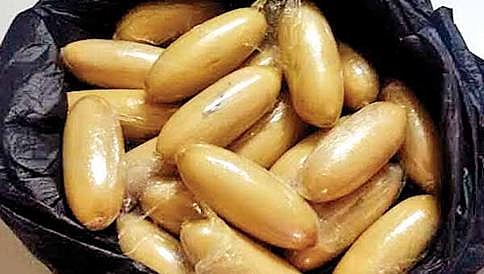 ನೈಜಿರಿಯಾ ಪ್ರಜೆಯ ಹೊಟ್ಟೆಯಲ್ಲಿದ್ದ 1 ಕೆಜಿ ಕೊಕೇನ್ ವಶ