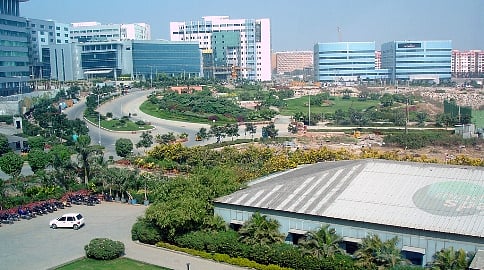 ಹೈದರಾಬಾದ್ ಐ ಟಿ ಕಾರಿಡಾರ್ ನಿಂದ ಟೆಕ್ಕಿ ಕಾಣೆ