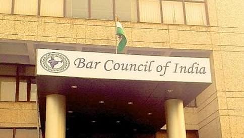 ಜೆಎನ್ ಯು ವಿದ್ಯಾರ್ಥಿಗಳ ಮೇಲೆ ವಕೀಲರಿಂದ ಹಲ್ಲೆ: ಪ್ರಕರಣದ ತನಿಖೆಗೆ ಬಾರ್ ಕೌನ್ಸಿಲ್ ನಿಂದ ಸಮಿತಿ ರಚನೆ