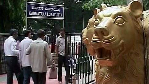 ಲೋಕಾಯುಕ್ತ ದಾಳಿ: ಭೂಸ್ವಾಧೀನಾಧಿಕಾರಿ ಎನ್‌. ತೇಜಸ್‌ ಕುಮಾರ್‌ ಮನೆಯಲ್ಲಿ 26.55 ಕೋಟಿ ರೂ ಅಕ್ರಮ ಆಸ್ತಿ ಪತ್ತೆ