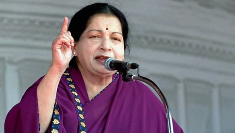 ರೈಲ್ವೇ ಬಜೆಟ್ ಟೀಕಿಸಿದ ಜಯಲಲಿತಾ