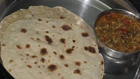 ಮೈಸೂರಿನಲ್ಲಿ 'ರೋಟಿ ಬ್ಯಾಂಕ್' ನಿಂದ ಹಸಿದವರಿಗೆ ಉಚಿತ ಊಟ