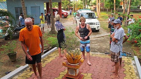 ಮೂಲ್ಕಿಯಲ್ಲಿ ಜಾಂಟಿ ರೋಡ್ಸ್ ಸರ್ಫಿಂಗ್