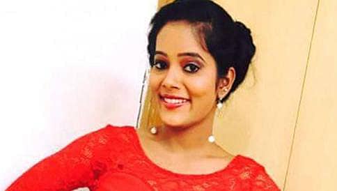 ಹೊಟ್ಟೆ ನೋವಿನಿಂದ ಟಿವಿ ನಿರೂಪಕಿ ನಿರೋಶಾ ಸಾವು: ಆಕೆಯ ತಂದೆಯ ಹೇಳಿಕೆ