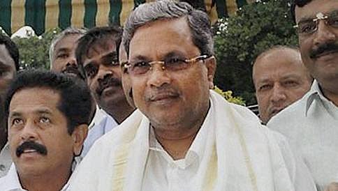 ಸಿಎಂ ಬಜೆಟ್ ಮಂಡನೆ ವೇಳೆ ಪವರ್ ಕಟ್; ಕತ್ತಲೆ ಭಾಗ್ಯ ಎಂದ ಜಗದೀಶ್ ಶೆಟ್ಟರ್!