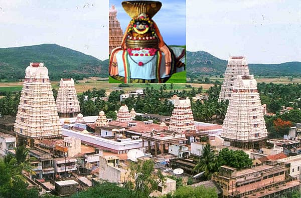 <b>ರಾಮೇಶ್ವರ</b><br>ತಮಿಳುನಾಡಿನ ರಾಮೇಶ್ವರಮ್ ನಲ್ಲಿರುವ ರಾಮನಾಥೇಶ್ವರ ದ್ವಾದಶ ಜ್ಯೋತಿರ್ಲಿಂಗಗಳಲ್ಲಿ ಒಂದು. ಶಿವನನ್ನು ಇಲ್ಲಿ ರಾಮನಾಥೇಶ್ವರನಾಗಿ ಪೂಜಿಸಲಾಗುತ್ತಿದೆ. ರಾಮೇಶ್ವರಮ್ ದ ರಾಮನಾಥೇಶ್ವರ ಮತ್ತು ಕಾಶಿಯ ವಿಶ್ವನಾಥರನ್ನು ಜೀವನದಲ್ಲಿ ಒಮ್ಮೆಯಾದರೂ ದರ್ಶನ ಮಾಡಬೇಕೆಂದು ಹೇಳಲಾಗುತ್ತದೆ. ಇವೆರಡೂ ಹಿಂ