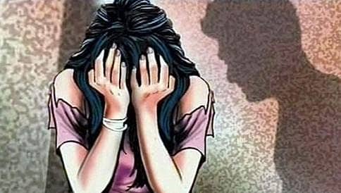 ಮಹಿಳೆ ಮೇಲೆ ರೇಪ್: ಎಫ್ ಐಆರ್ ದಾಖಲಿಸಲು ಪೊಲೀಸರು ನಿರಾಕರಣೆ
