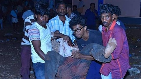 ಕೇರಳ ದೇಗುಲ ದುರಂತ ಪ್ರಕರಣ: ಐವರನ್ನು ವಶಕ್ಕೆ ಪಡೆದ ಅಧಿಕಾರಿಗಳು