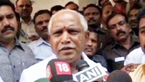 ಯೂ ಟರ್ನ್ ಹೊಡೆದ ಬಿಎಸ್'ವೈ: ನಿರಾಣಿ ನೀಡಿದ್ದ ಕಾರು ವಾಪಸ್