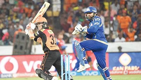 ಐಪಿಎಲ್ 9: ಮುಂಬೈ ವಿರುದ್ಧ ಹೈದರಾಬಾದ್ ಗೆ ಜಯ